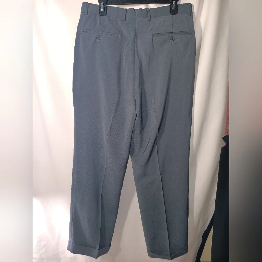 Men's Gray Pleated Pants